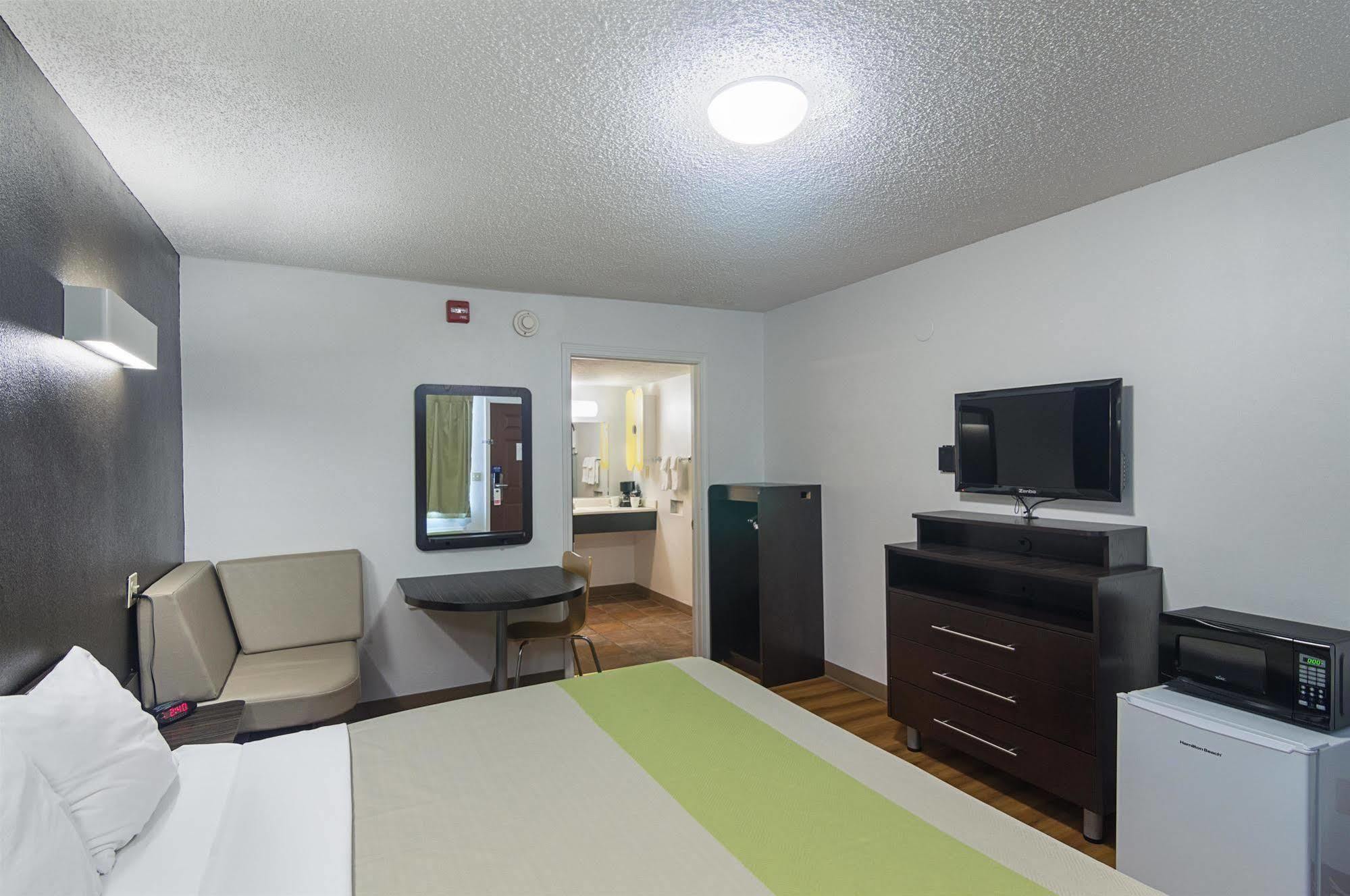 Studio Inn Extended Stay Oklahoma City Airport By Oyo Exteriér fotografie